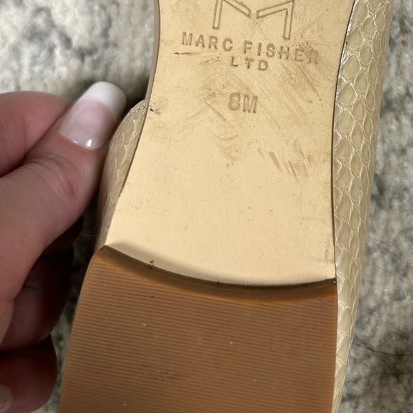 Marc Fisher snake skin nude flats women’s size 8​ - Picture 8 of 8